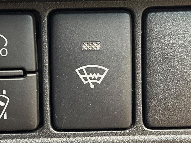 TOYOTA VOXY 4WD 2019