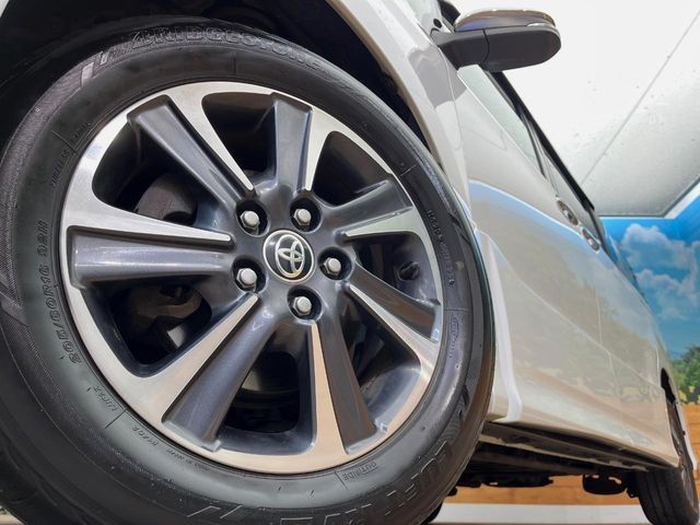 TOYOTA VOXY 4WD 2019