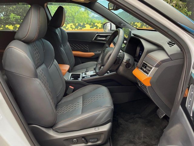 MITSUBISHI OUTLANDER PHEV 2024