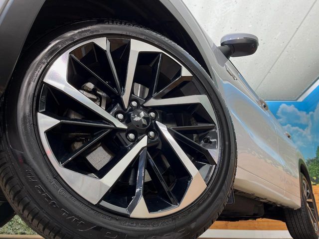 MITSUBISHI OUTLANDER PHEV 2024