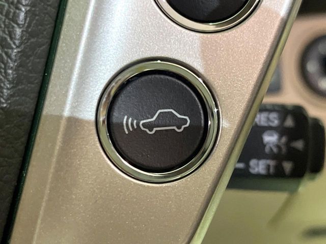 TOYOTA CROWN sedan hybrid 2010