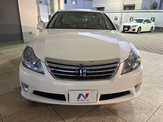 TOYOTA CROWN sedan hybrid 2010