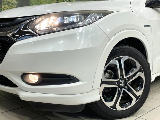 HONDA VEZEL HYBRID 2015