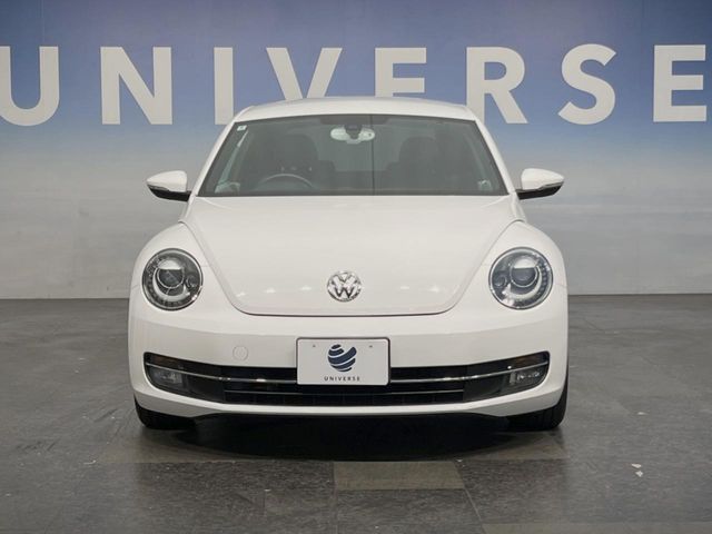 VOLKSWAGEN VOLKSWAGEN The BEETLE 2013