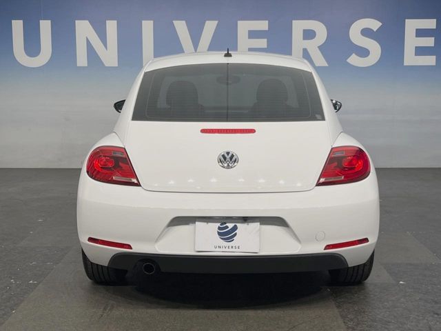 VOLKSWAGEN VOLKSWAGEN The BEETLE 2013