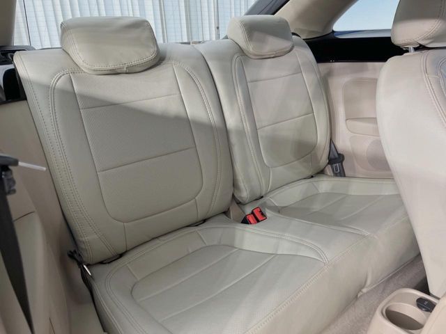 VOLKSWAGEN VOLKSWAGEN The BEETLE 2017