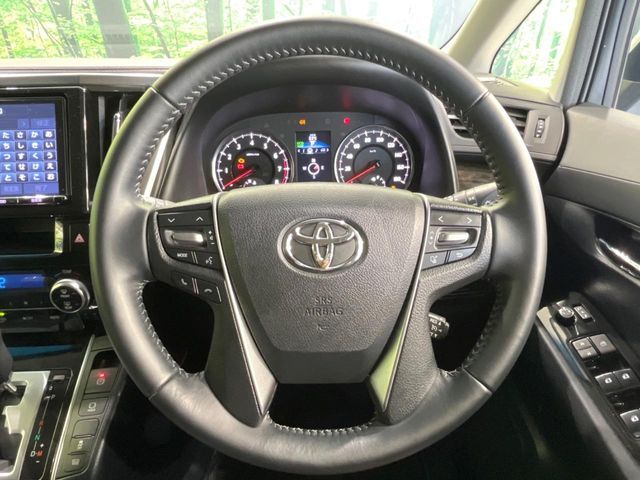 TOYOTA ALPHARD 2017
