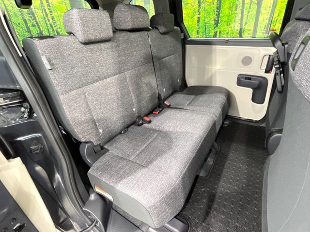 TOYOTA SIENTA HYBRID 2025