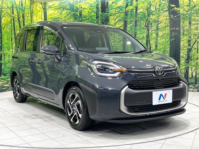 TOYOTA SIENTA HYBRID 2025