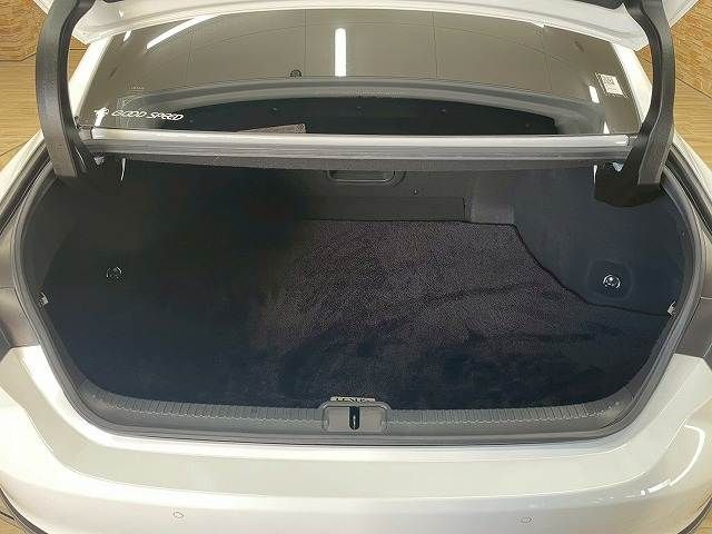 TOYOTA LEXUS ES300h 2019