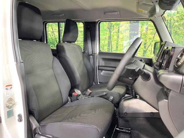 SUZUKI JIMNY NOMADE 2025