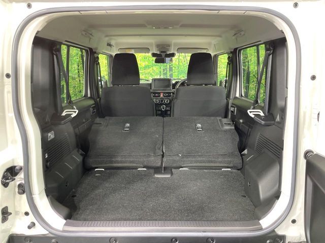 SUZUKI JIMNY NOMADE 2025