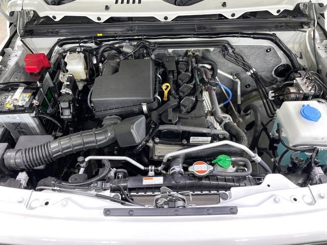 SUZUKI JIMNY NOMADE 2025