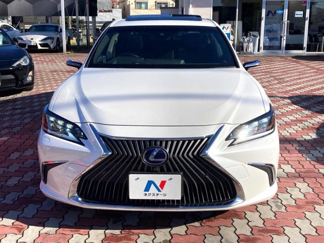 TOYOTA LEXUS ES300h 2019