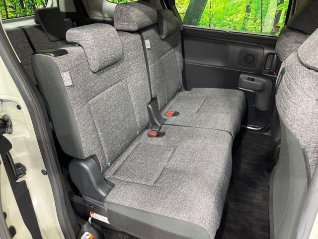 TOYOTA SIENTA HYBRID 2023