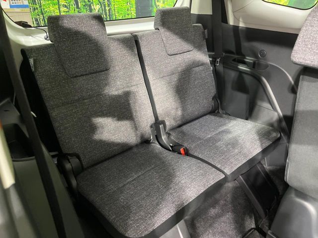 TOYOTA SIENTA HYBRID 2023