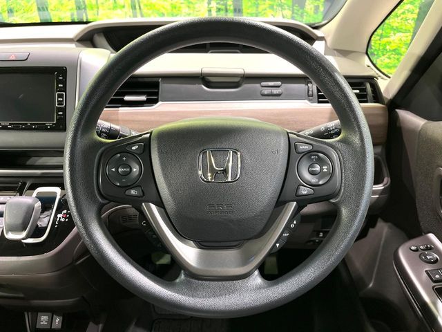 HONDA FREED HYBRID 2023