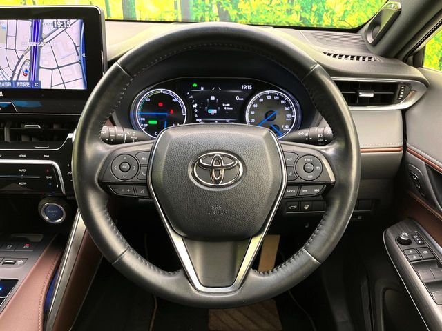 TOYOTA HARRIER HYBRID 2021