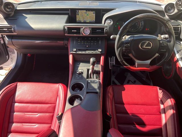 TOYOTA LEXUS RC200t 2016