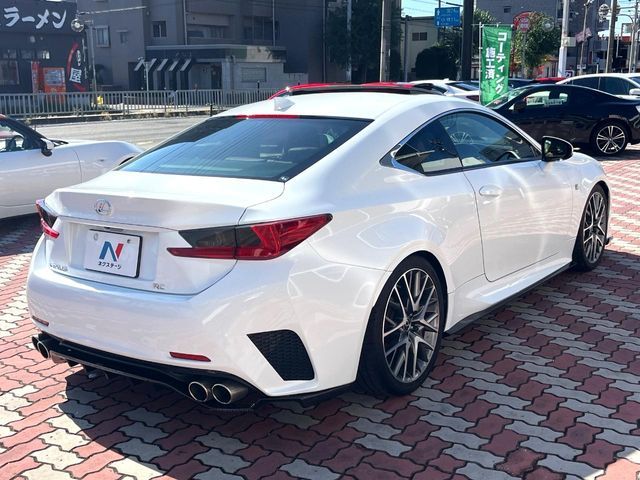 TOYOTA LEXUS RC200t 2016