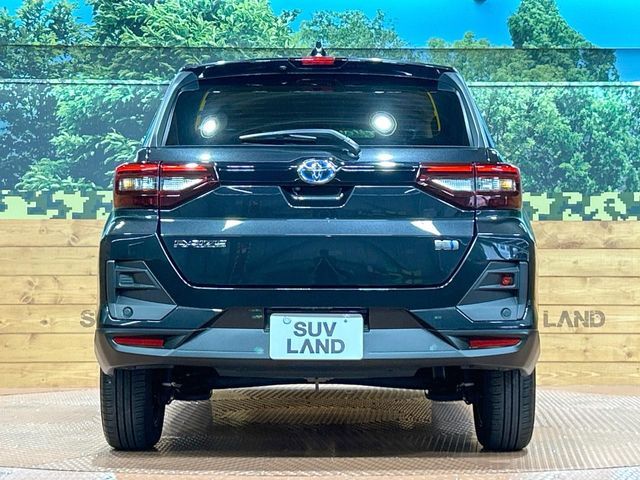 TOYOTA RAIZE HYBRID 2021