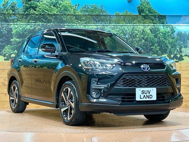 TOYOTA RAIZE HYBRID 2021