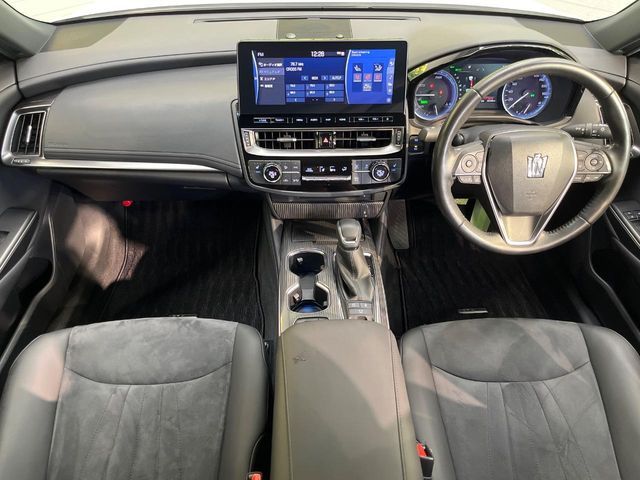 TOYOTA CROWN sedan hybrid 2021