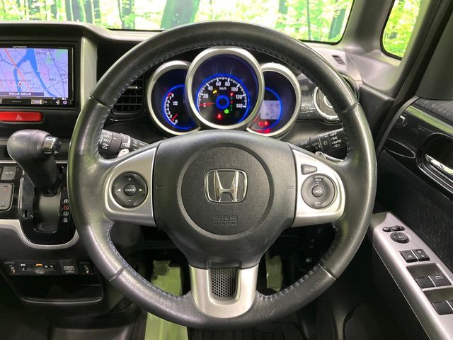 HONDA N BOX CUSTOM 2016