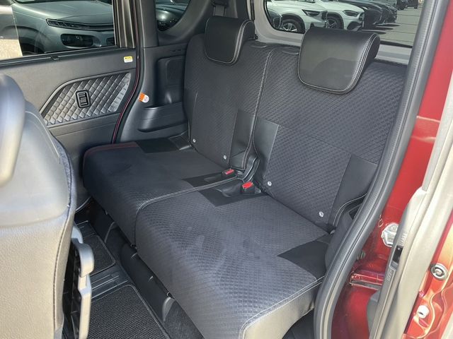 DAIHATSU TANTO CUSTOM 2021