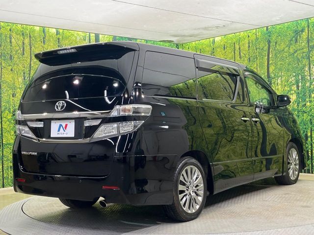 TOYOTA VELLFIRE 2012