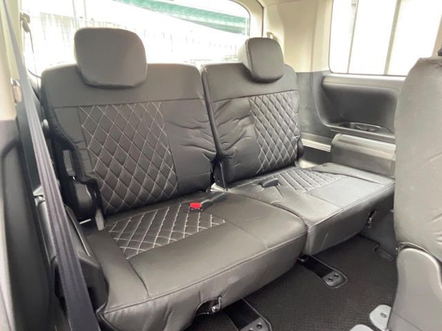 MITSUBISHI DELICA D:5 4WD 2024