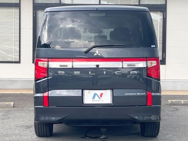 MITSUBISHI DELICA D:5 4WD 2024