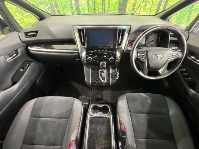 TOYOTA ALPHARD 4WD 2020