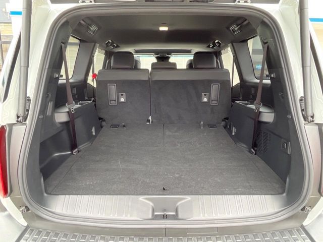 TOYOTA LANDCRUISER 250 2024