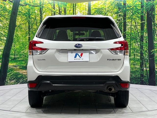 SUBARU FORESTER 2018