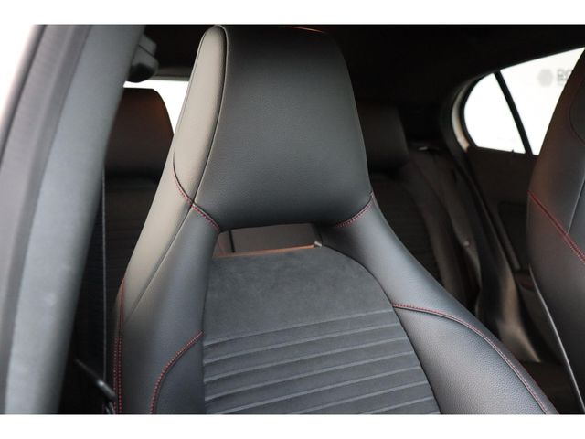 MERCEDES BENZ MERCEDES BENZ GLA class 2014