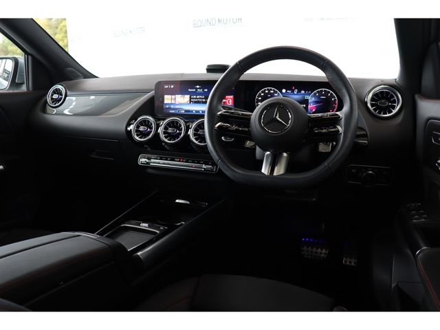 MERCEDES BENZ MERCEDES BENZ GLA class 2024