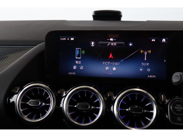 MERCEDES BENZ MERCEDES BENZ GLA class 2024