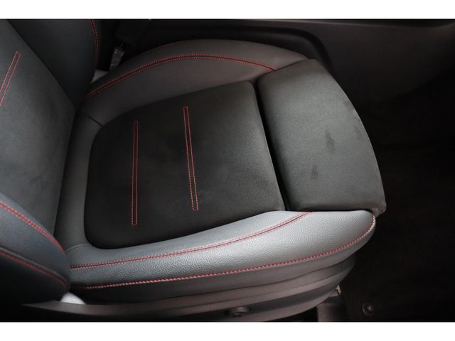 MERCEDES BENZ MERCEDES BENZ GLA class 2024