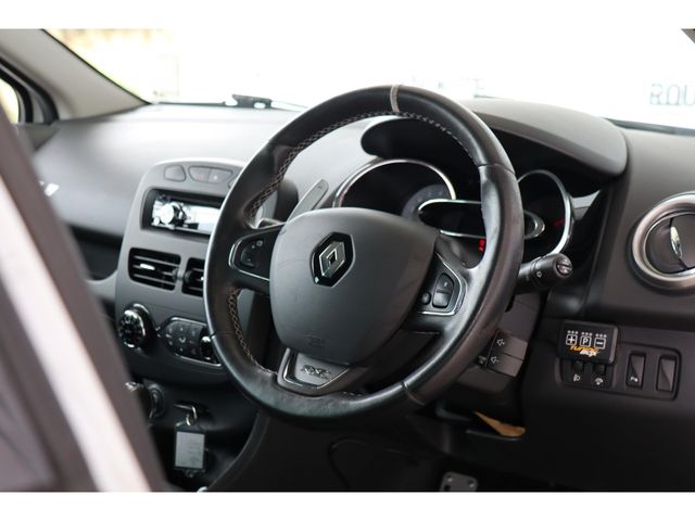 RENAULT RENAULT LUTECIA 2014