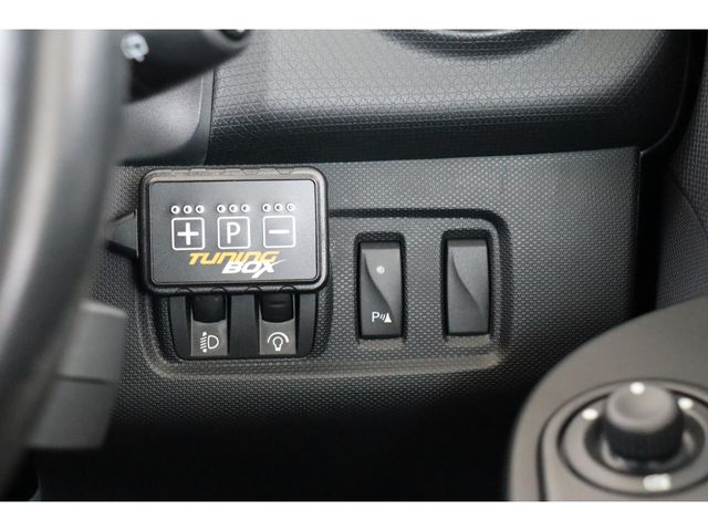 RENAULT RENAULT LUTECIA 2014