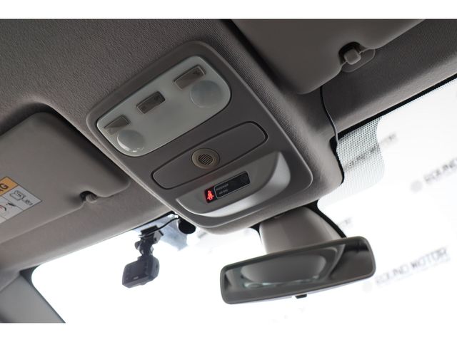 RENAULT RENAULT LUTECIA 2014