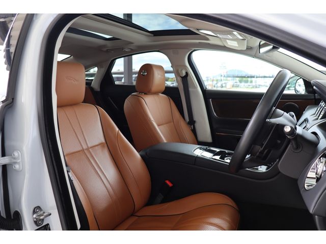 JAGUAR JAGUAR XJseries sedan 2017