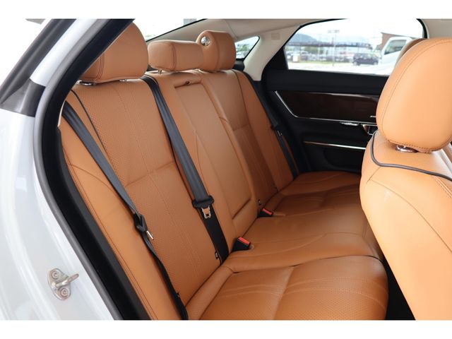 JAGUAR JAGUAR XJseries sedan 2017