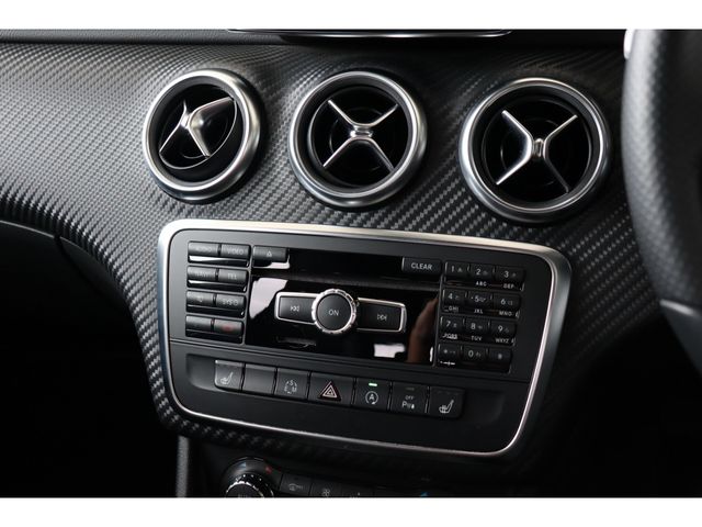 MERCEDES BENZ MERCEDES BENZ A class 2015