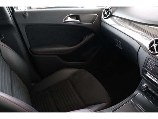 MERCEDES BENZ MERCEDES BENZ B class 2015