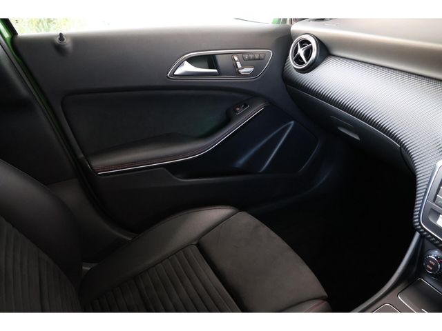 MERCEDES BENZ MERCEDES BENZ A class 2017