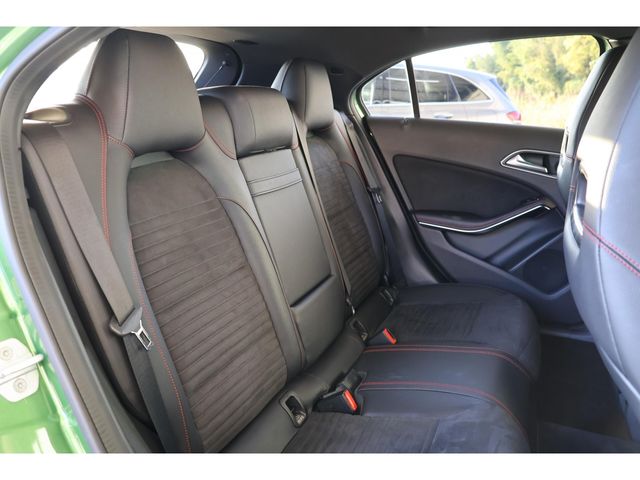 MERCEDES BENZ MERCEDES BENZ A class 2017