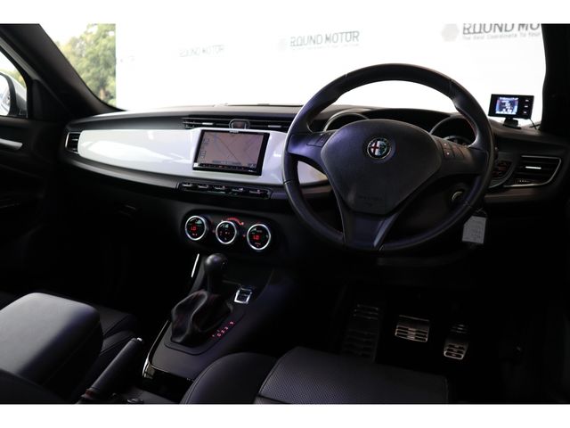ALFAROMEO ALFAROMEO Giulietta 2013