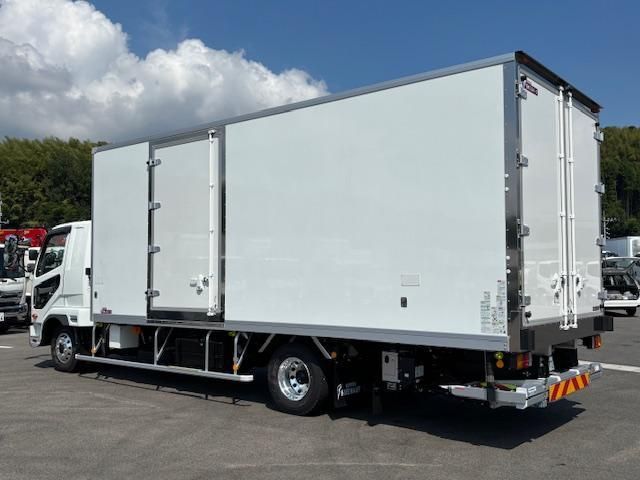 MITSUBISHI FUSOU FIGHTER 2025